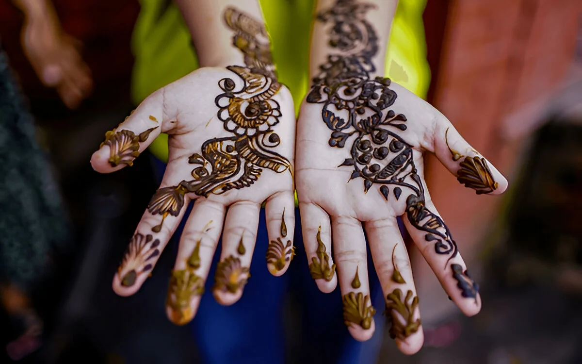 la Henné Marocaine : tradition, beauté & symboles